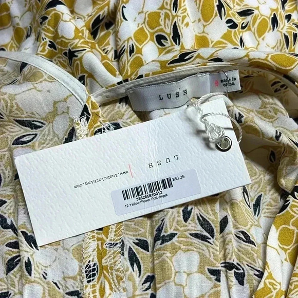 NWT Lush Floral Yellow Flower Print Jumpsuit Size S - Picture 4 of 6